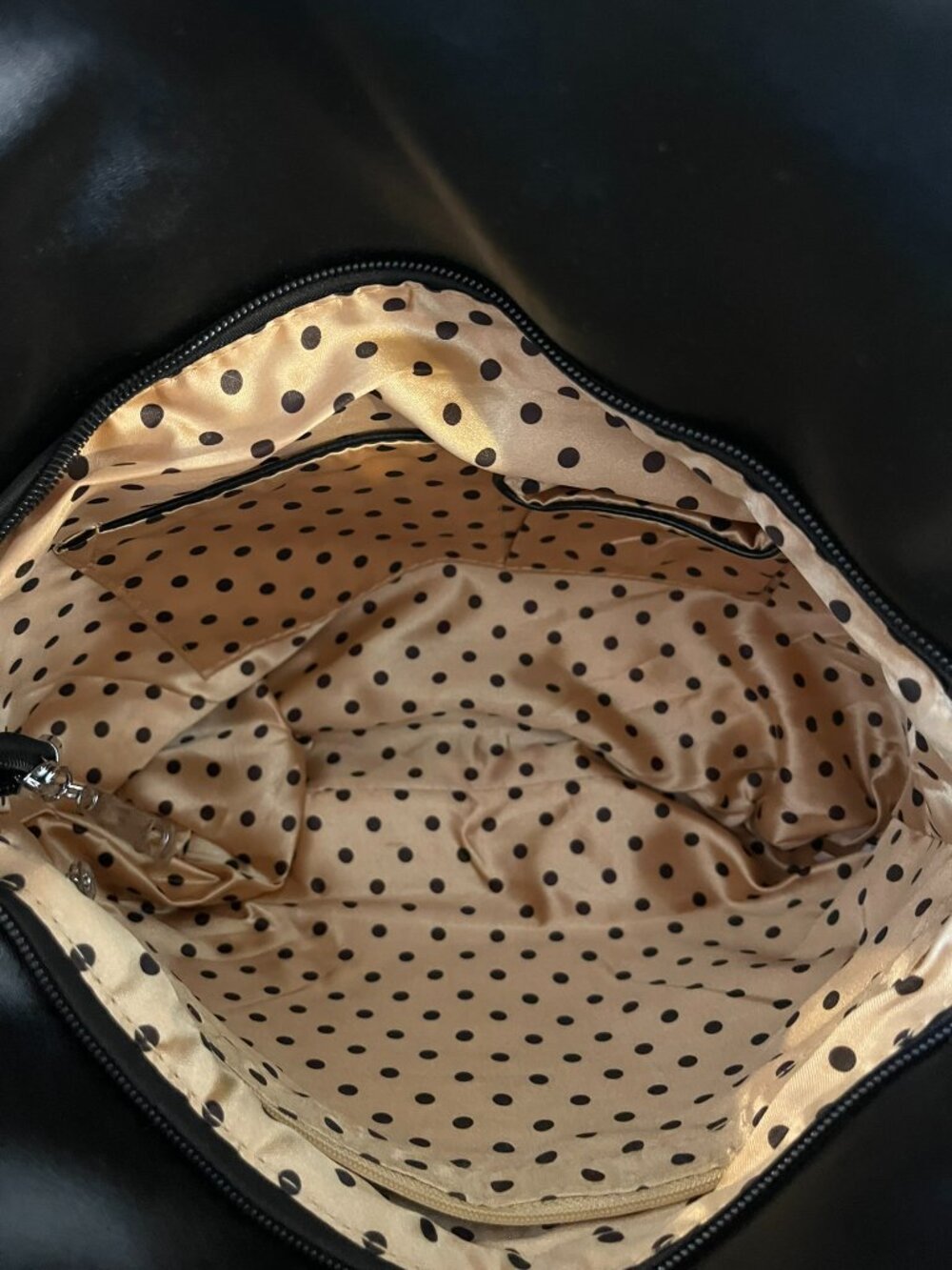 Skull Rhinestone Faux Leather Goth Mob-Wife Crossbones Studded Shoulder/Tote Bag - Picture 2 of 10